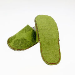 laser-engraving-felt-slippers-09c